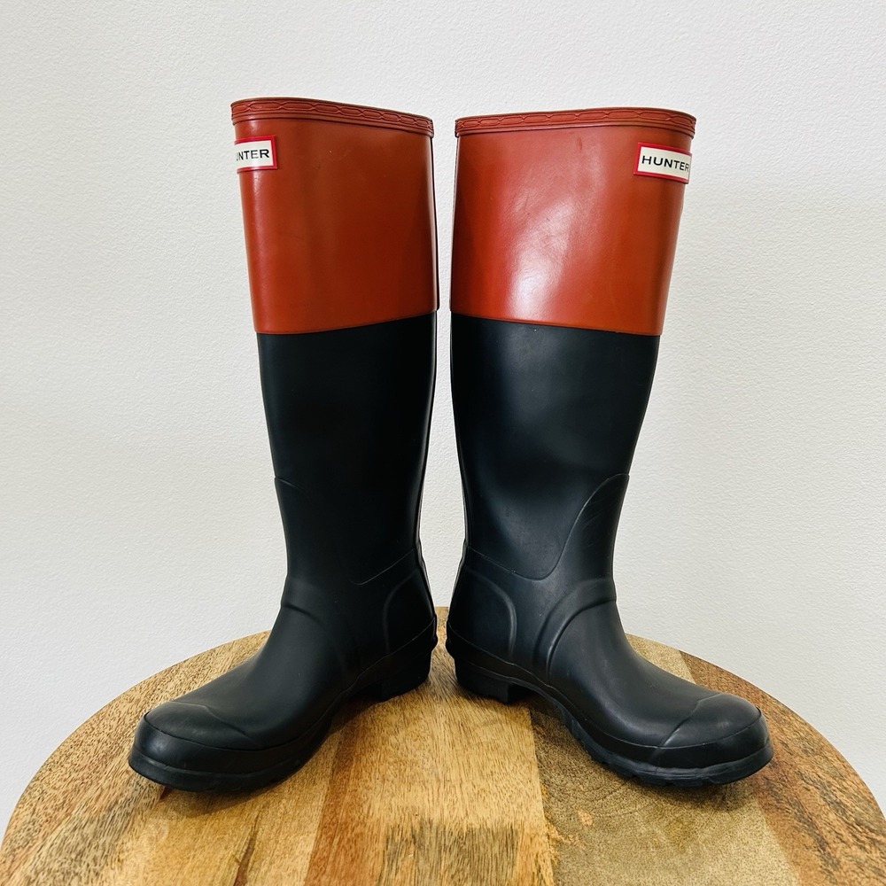 Hunter Original Rain Boots size 5 Color Block  Women's Tall Black/Brick Red EUC